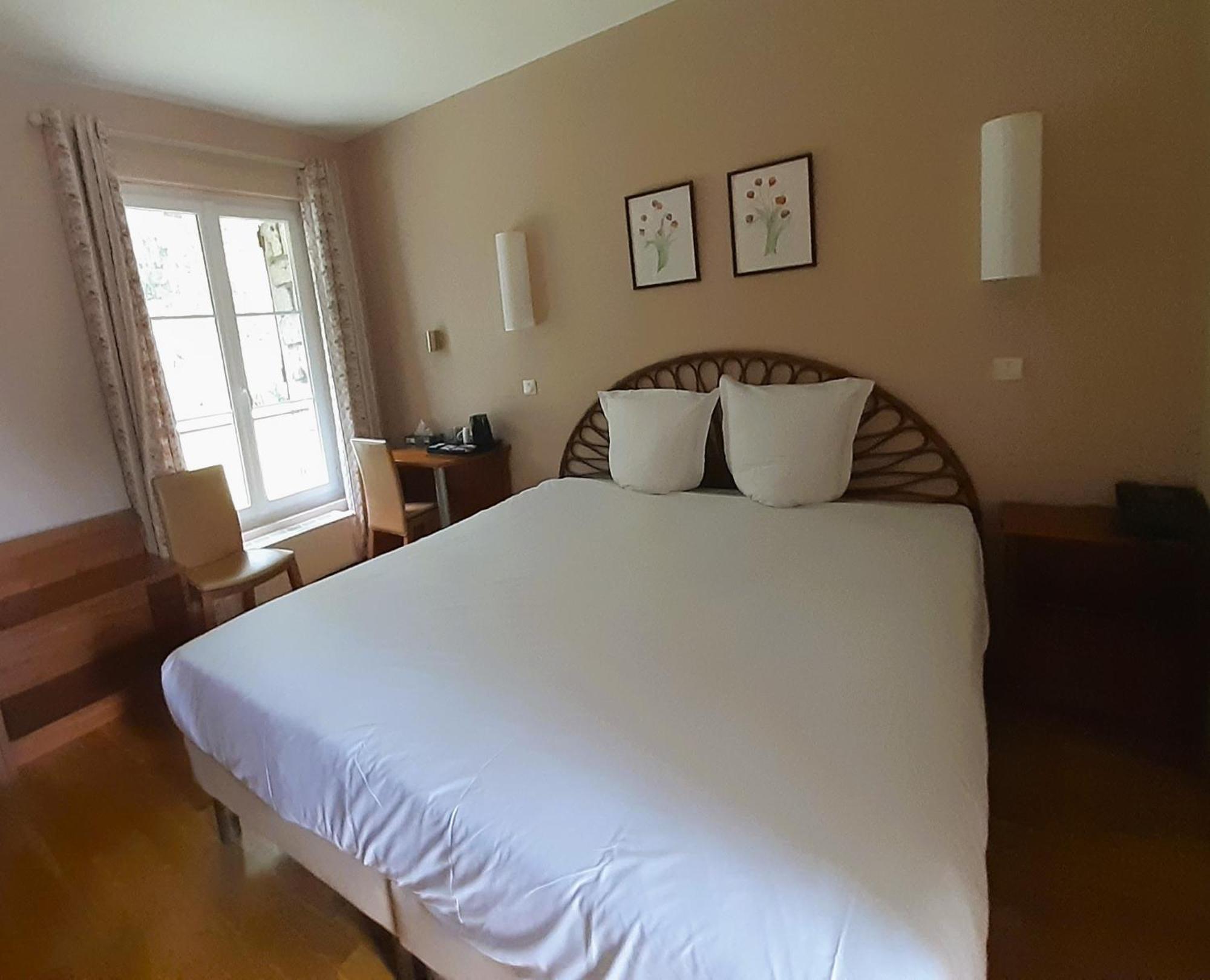 Du Lys Hotel 3*